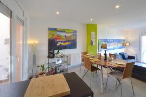 Μια τηλεόραση ή/και κέντρο ψυχαγωγίας στο VILLA SANT RAMON - REF 043