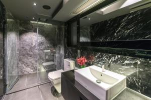 Ванна кімната в Hotel Pravo Hong Kong