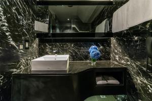 Ванна кімната в Hotel Pravo Hong Kong
