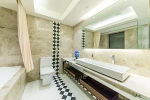 Ванна кімната в Hotel Pravo Hong Kong