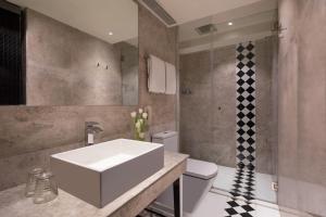Ванна кімната в Hotel Pravo Hong Kong