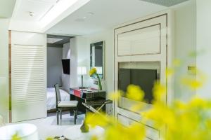 Телевізор і / або розважальний центр в Hotel Pravo Hong Kong