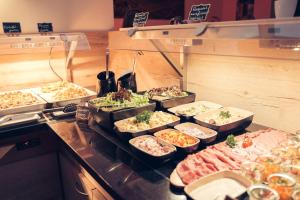 Gallery image of Hotel Zum Mühlental in Buch +14 photos