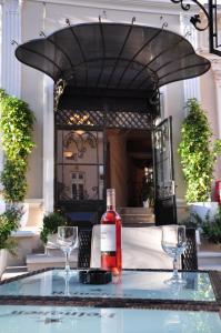 Bazén v ubytování Vigo Grand Hotel nebo v jeho okolí