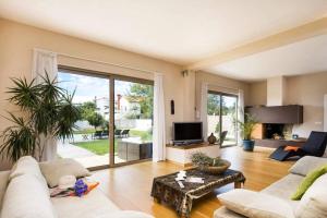 Część wypoczynkowa w obiekcie Sunny Summer House 4*