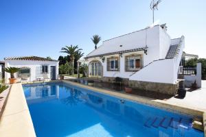 The swimming pool at or close to 026 Villa Leonor - Deniasol