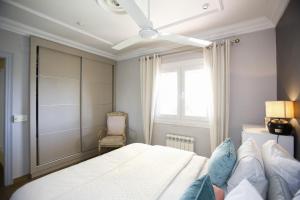 A bed or beds in a room at 026 Villa Leonor - Deniasol