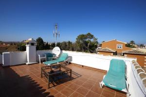 A balcony or terrace at 026 Villa Leonor - Deniasol