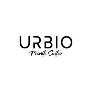 un logo pour un studio de musique privé dans l'établissement Urbio Private Suites, à Cluj-Napoca