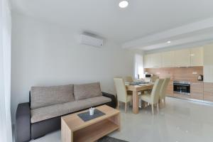 Kuchyň nebo kuchyňský kout v ubytování Resort Mirakul