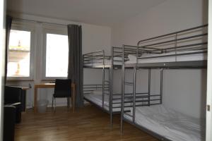 Postel nebo postele na pokoji v ubytování Solsta Hotell