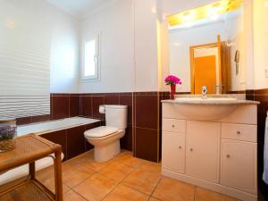 Kúpeľňa v ubytovaní Holiday Home Despacito by Interhome