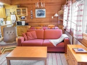Kuchyň nebo kuchyňský kout v ubytování Holiday Home Ylläskuru d 2 by Interhome