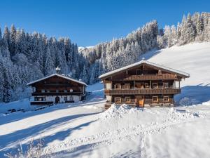 Obiekt Appartementhaus Talwinkel zimą