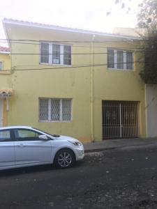 Το κτήριο όπου στεγάζεται  η παραθεριστική κατοικία