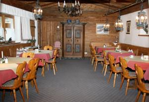 Restaurace v ubytování Gasthof Pension Lanzenhof