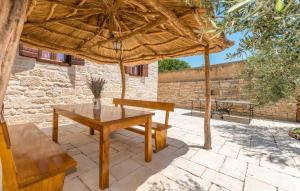 Patio alebo iná vonkajšia časť ubytovania Villa Calandra