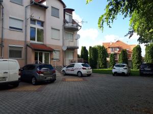 Gallery image of Katalin Apartman in Hajdúszoboszló