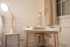Зображення з фотогалереї помешкання Modern Duplex Close To The Eiffel Tower у Парижі