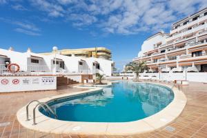 Bazén v ubytovaní Home2Book Paradise Costa Adeje, Pool alebo v jeho blízkosti