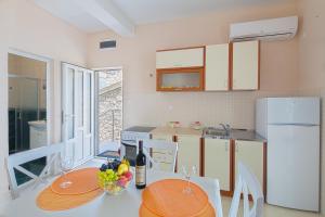 Gambar di galeri bagi Manda 107 Mansion di Budva
