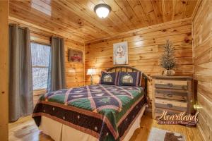 Postel nebo postele na pokoji v ubytování Christmas Bear