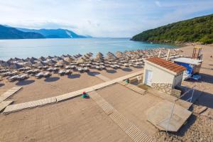 Gambar di galeri bagi Manda 107 Mansion di Budva +22 gambar