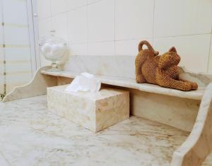 Een badkamer bij La Villa des Roses