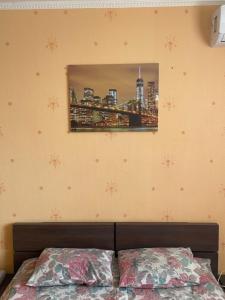 Posteľ alebo postele v izbe v ubytovaní Apartments on Otradnaya and Kho Shi Mina
