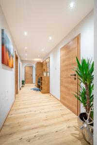 Fotografie z fotogalerie ubytování LakeSide Appartments v destinaci Goldegg