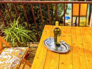 Balkón alebo terasa v ubytovaní Seafront Apartment Dana