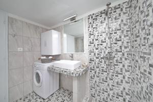 Kúpeľňa v ubytovaní Molos House
