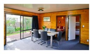 Gallery image of Greymouth Seaside TOP 10 Holiday Park in Greymouth