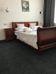 Кровать или кровати в номере Гостиница "Волгореченск"