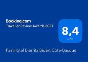 Chứng chỉ, giải thưởng, bảng hiệu hoặc các tài liệu khác trưng bày tại FastHôtel Biarritz Bidart Côte-Basque - Un hôtel FH Collection