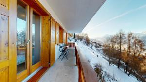 Cozy apartment in Veysonnaz, close to the slopes of the 4 Valleys v zimě