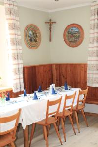 Restaurace v ubytování Gasthaus Zur Waldesruh