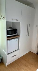 Cucina o angolo cottura di An Stór Townhouse
