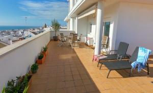 Balkón alebo terasa v ubytovaní Terraza Trafalgar Apartamento tipo penthouse con enorme terraza y vistas al mar