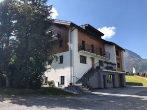 Výhľad na hory alebo výhľad na hory priamo z of the bed and breakfast