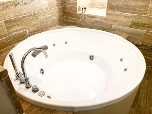 Kúpeľňa v ubytovaní Nerello Suites and Rooms