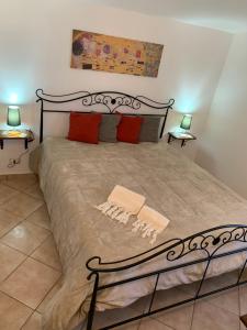 A bed or beds in a room at Casa Eva