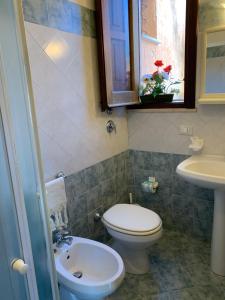 A bathroom at Casa Eva