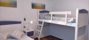 A bed or beds in a room at Villa yasleni Még 37 kép