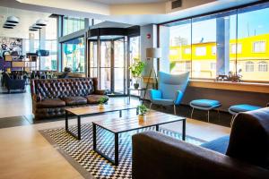 Khu vực ghế ngồi tại Hotel Modular Express Calama