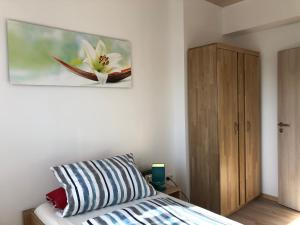 Postel nebo postele na pokoji v ubytování Schlafen wie Zuhause Monteur und Ferienwohnungen Rahden