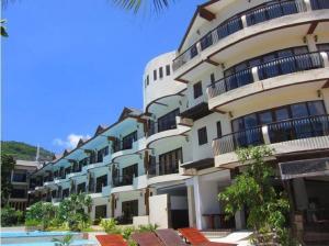 Bazén v ubytování Koh Tao Regal Resort - SHA Plus nebo v jeho okolí