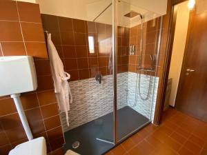 Kúpeľňa v ubytovaní Relax & Comfort Redona 8 Green Oasis near City Centre
