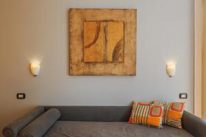A seating area at Spaccanapoli Comfort Suites
