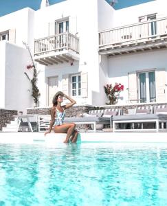 A piscina localizada em Mykonos Princess Hotel ou nos arredores